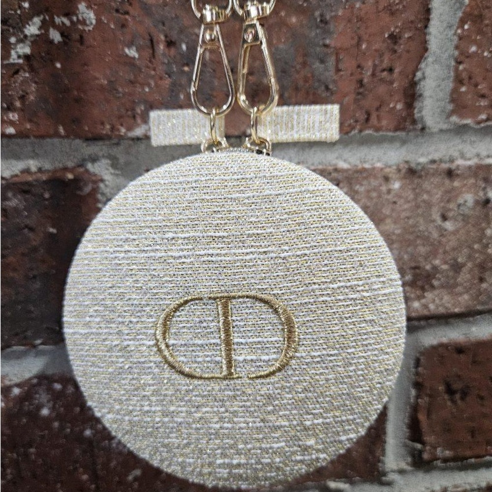 Gold Dior round bag with gold Chain - Picture 3 of 4